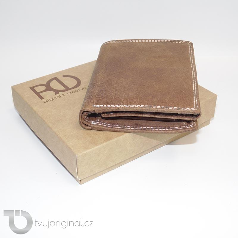 Pánská hnědá kožená peněženka TILLBERG Leather s monogramem, textem nebo fotkou