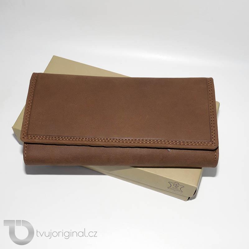 Dámská hnědá kožená peněženka GURU LEATHER s monogramem a vlastním textem